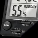 Thermometer / Clock / Humidity Monitor Fisherbrand™ Traceable® Fahrenheit / Celsius 32° to 122°F (0° to 50°C) Internal Sensor Flip-out Stand / Wall Mount Battery Operated