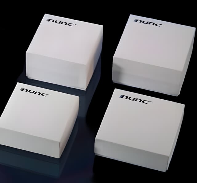 Cryo Storage Box Thermo Scientific™ Nalgene™ 3-3/4 X 5-1/4 X 5-1/4 Inch White Polycarbonate 81 Vial Capacity