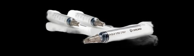 Terumo 3 mL Syringe with 21G Hypodermic Needle - Sterile