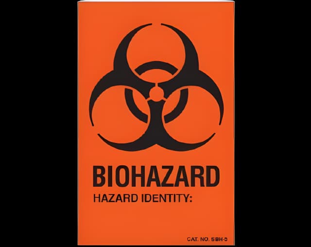 Pre-Printed Label Shamrock Warning Label Red BIOHAZARD / HAZARD IDENTITY: Black Biohazard 3-1/2 X 2-1/4 Inch