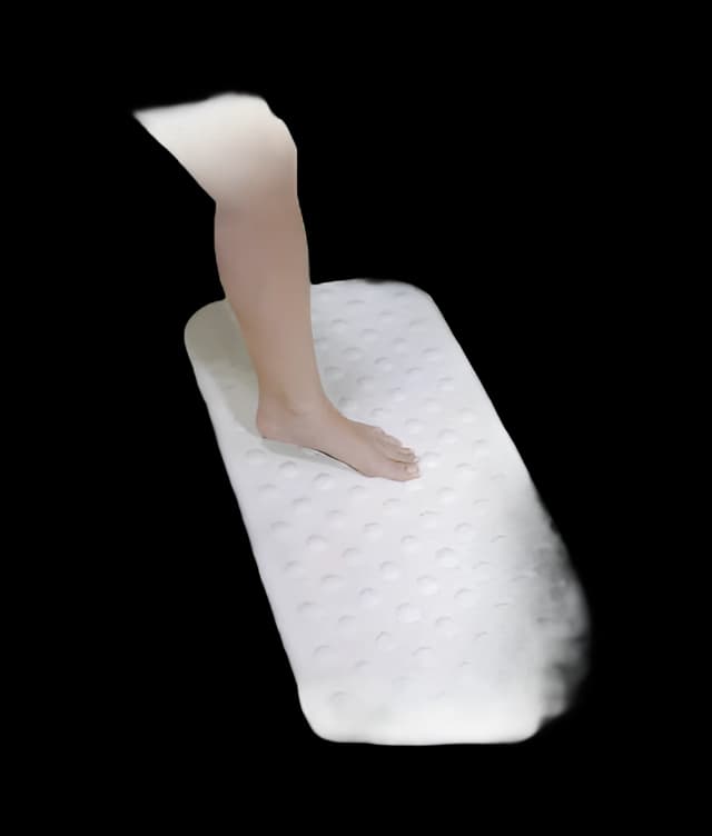 Bathtub Mat with Suction Grip Drive® Synthetic Rubber 15-3/4 X 35-1/2 Inch