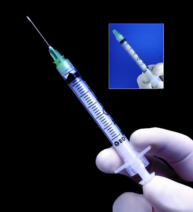 Safety Hypodermic Syringe with Needle Integra™ 3 mL 1-1/2 Inch 21 Gauge Retractable Safety Needle Regular Wall