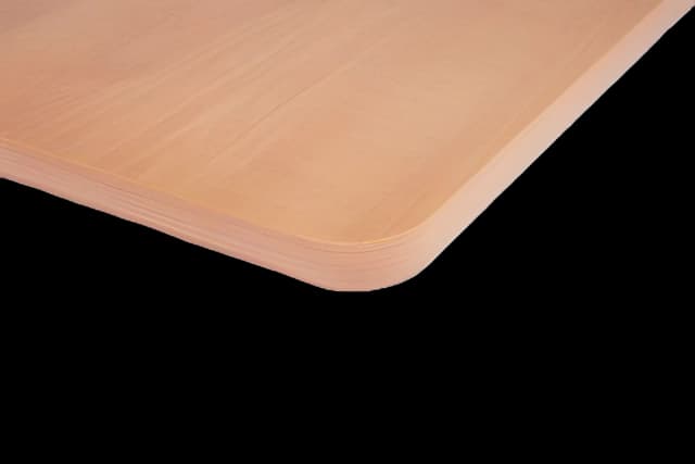 Footboard Center Crown Style / T-Mold Edges Kensington Maple