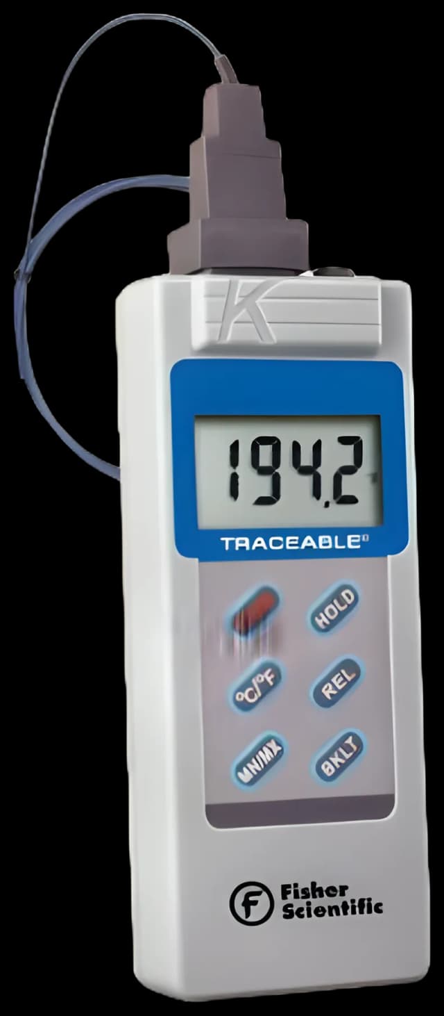 Digital Thermometer Fisherbrand™ Traceable® Fahrenheit / Celsius -328° to +2372°F (-200° to +1300°C) Type K Thermocouple Probe Battery Operated
